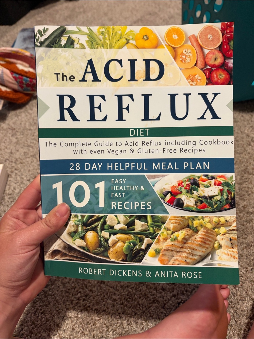 The Acid Reflux Diet Cookbook - Green & White Cover
